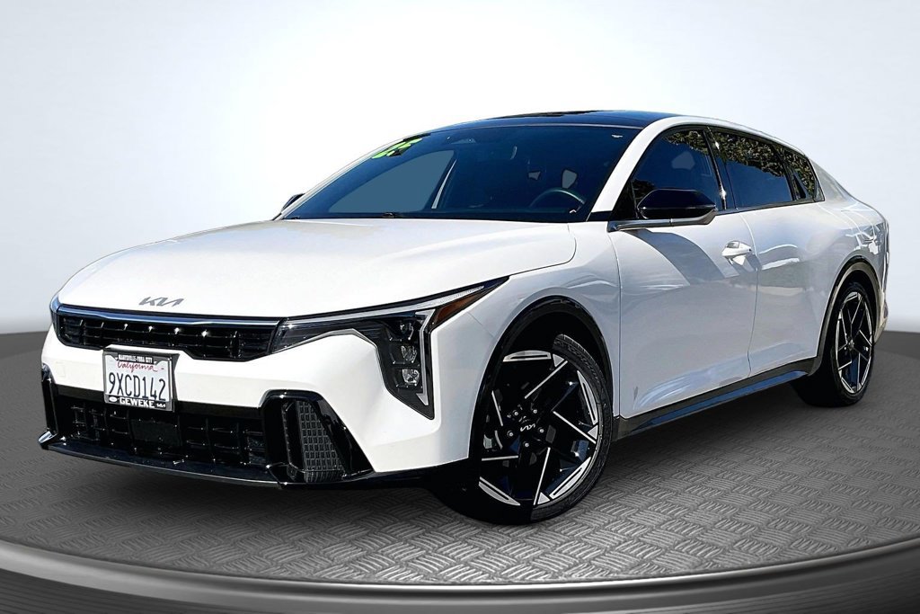Certified 2025 Kia K4 EX w/ GT-Line Premium Package FWD image 1