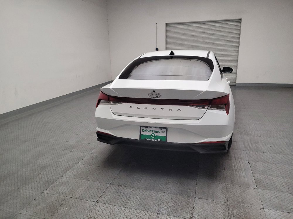 Used 2021 Hyundai Elantra SEL w/ Convenience Package FWD image 7