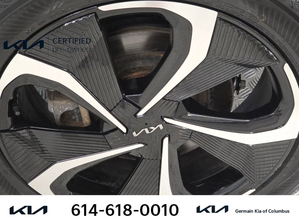 Certified 2023 Kia EV6 GT-Line AWD/4WD image 13