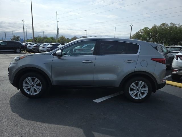 Used 2019 Kia Sportage LX AWD/4WD image 4