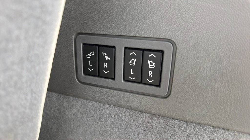 Certified 2023 Cadillac XT6 Premium Luxury w/ Technology Package image 26