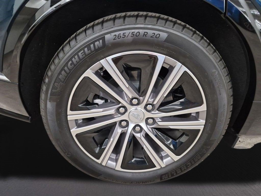 Certified 2024 Cadillac Lyriq Luxury RWD image 15
