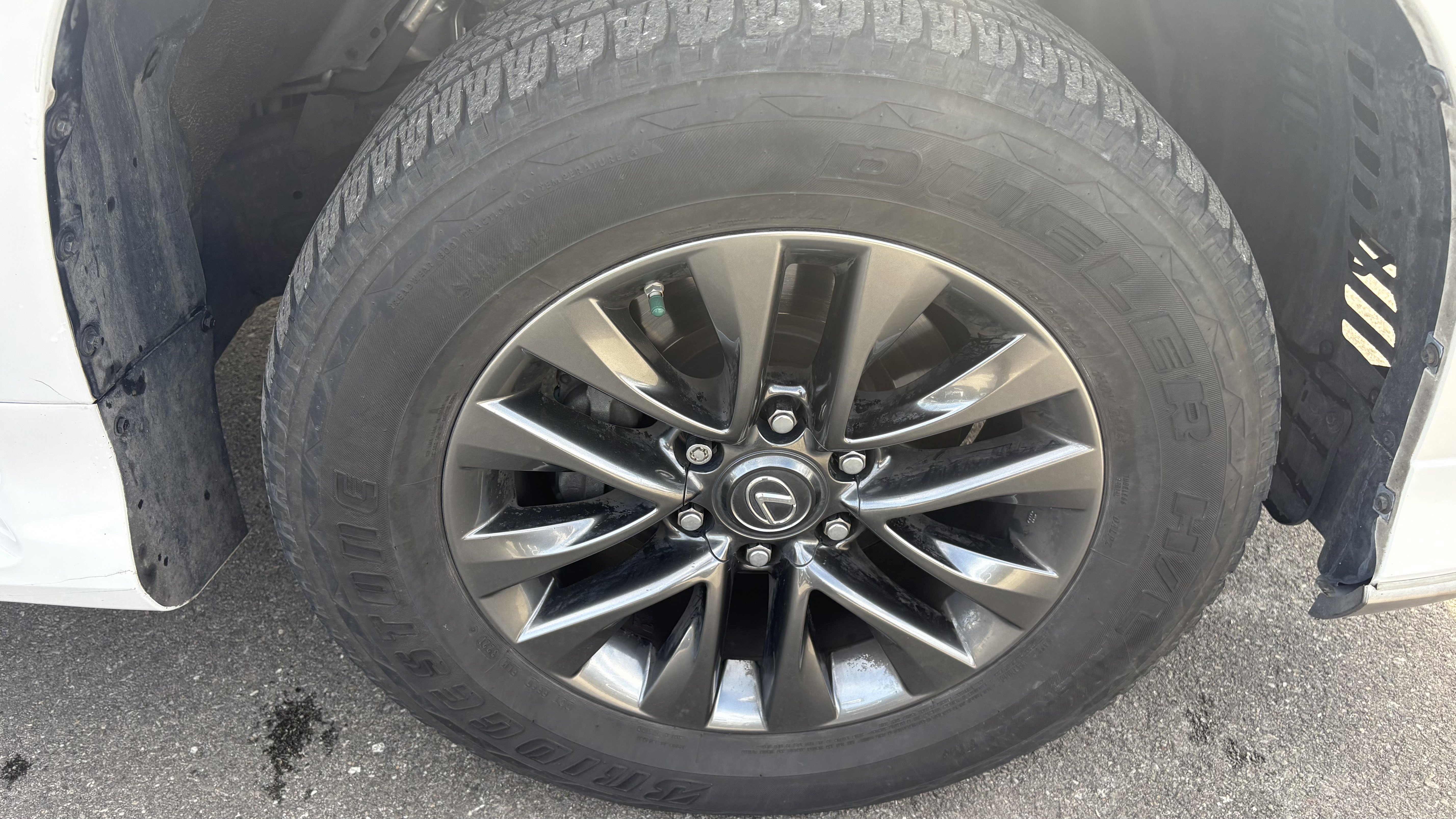 Used 2017 Lexus GX 460 Premium image 15