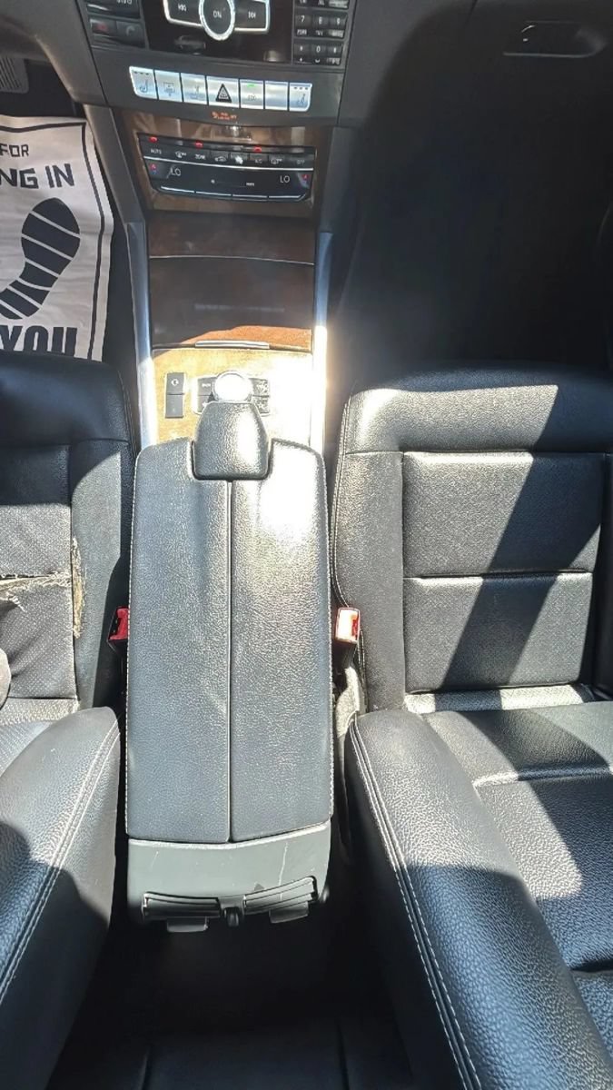 Used 2014 Mercedes-Benz E 350 Sedan image 33