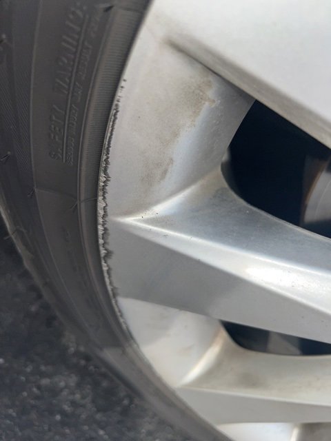 Used 2014 Hyundai Azera Limited w/ Option Group 02 image 3