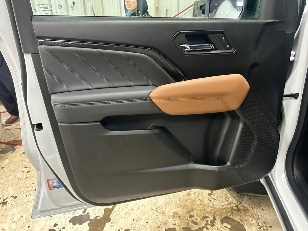 Certified 2024 GMC Canyon AT4 image 14