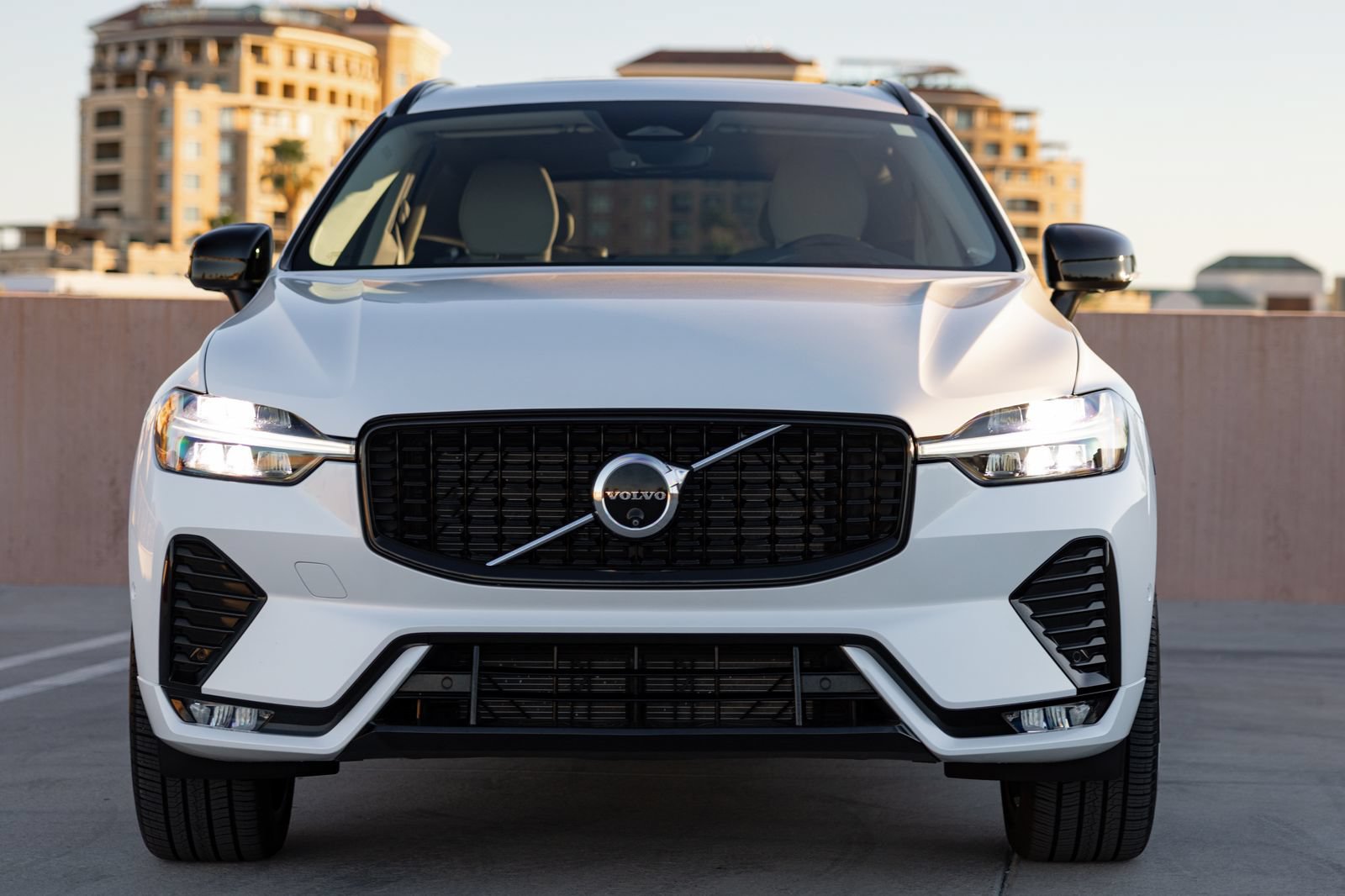 Used 2023 Volvo XC60 B5 Ultimate w/ Protection Package AWD/4WD image 9