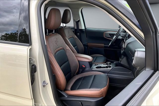 Used 2025 Ford Bronco Sport Outer Banks w/ Outer Banks Tech Package+ AWD/4WD image 28