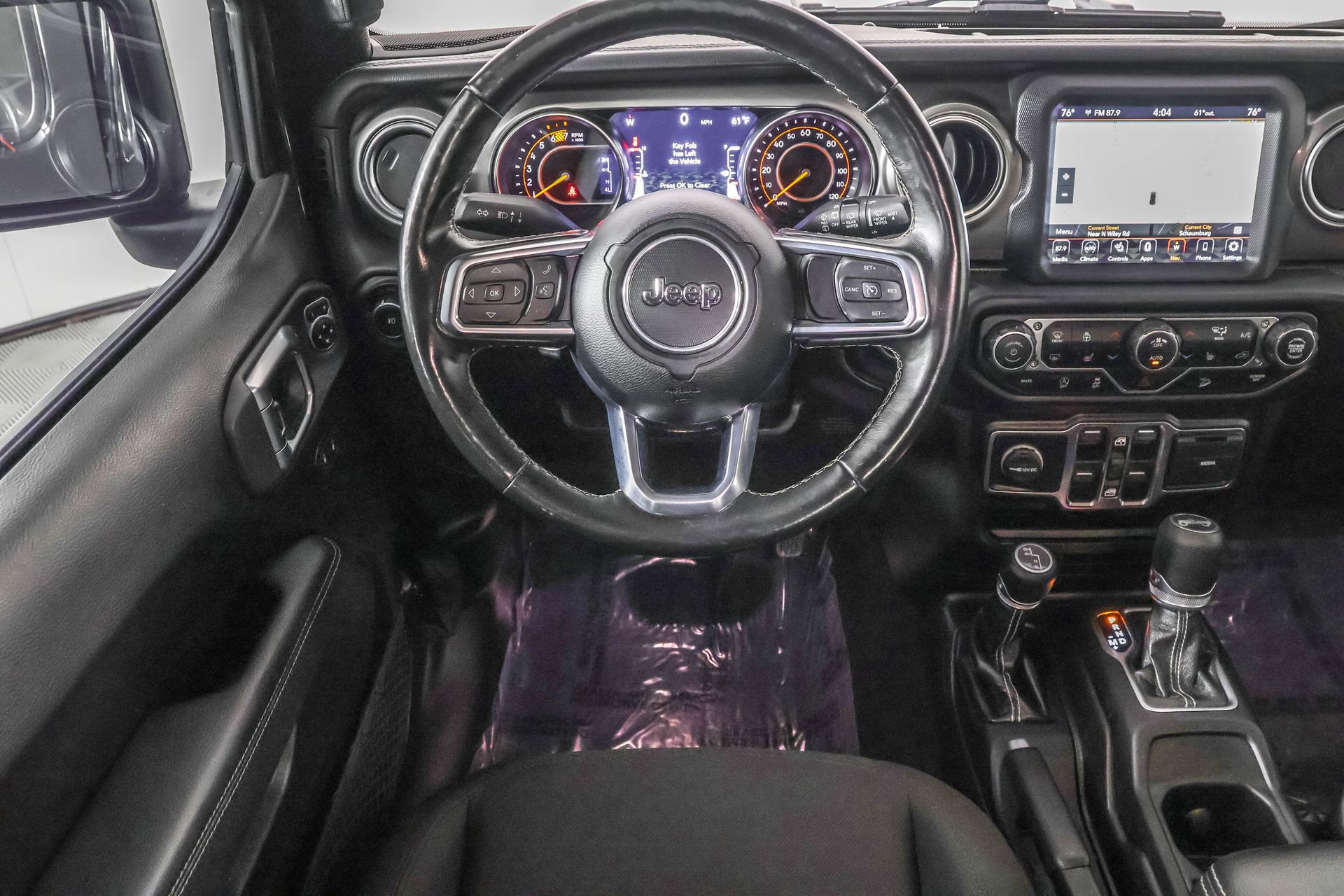 Used 2020 Jeep Wrangler Unlimited Sahara image 28