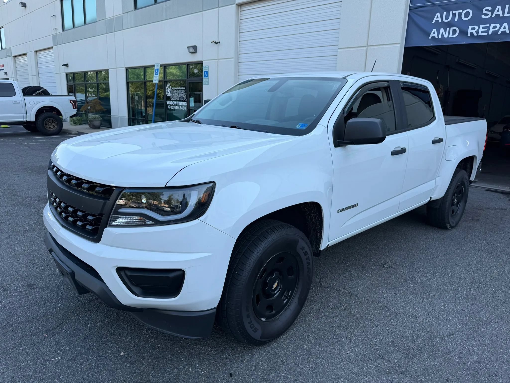 Used 2019 Chevrolet Colorado W/T RWD image 9