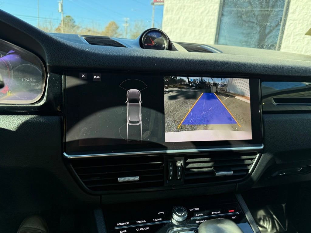 Used 2020 Porsche Cayenne image 10