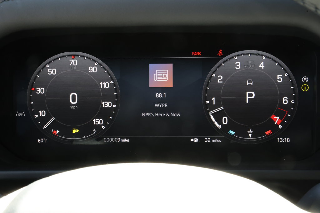 New 2026 Land Rover Defender 110 X-Dynamic SE AWD/4WD image 17