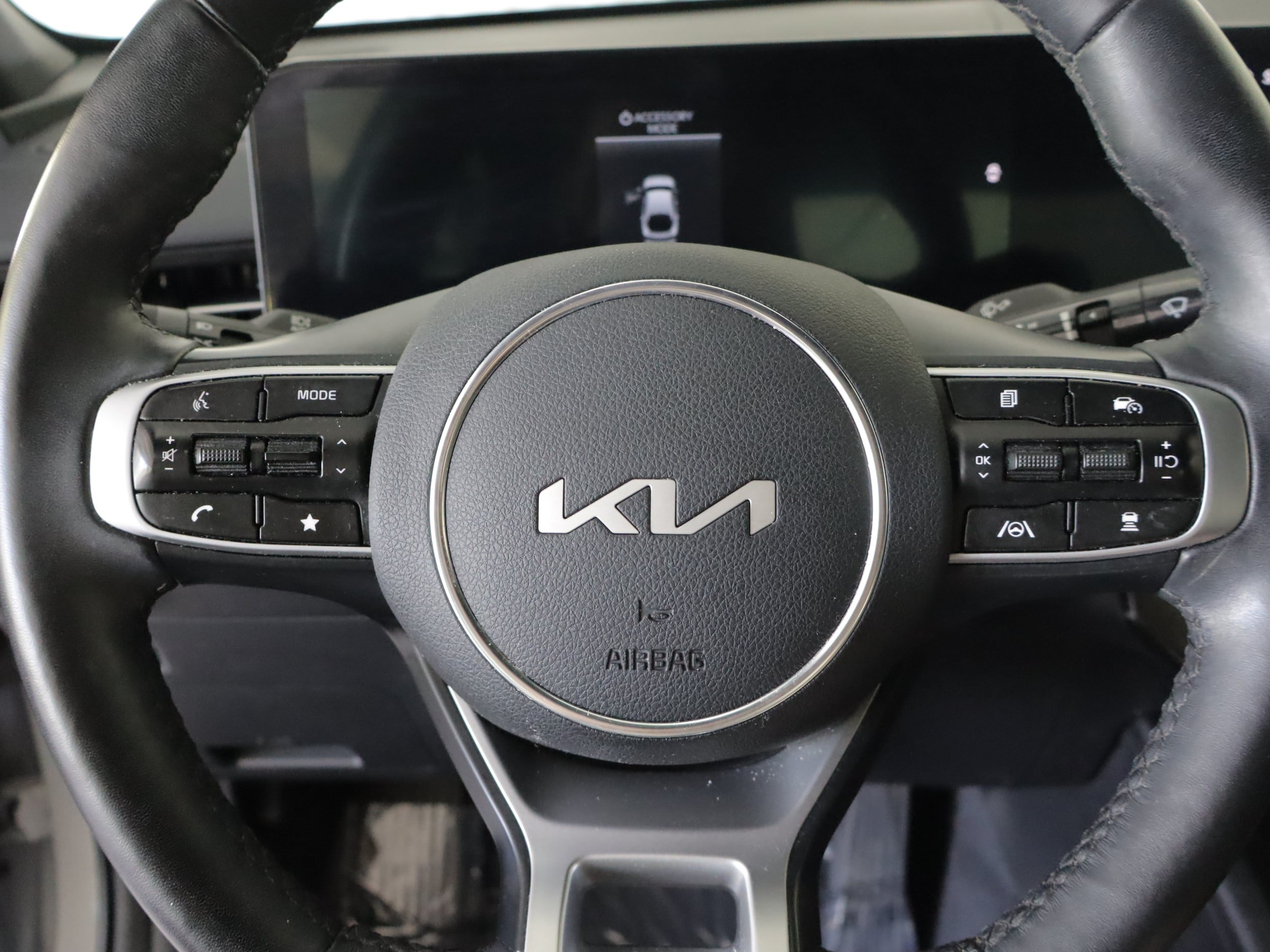 Used 2025 Kia K5 GT-Line AWD/4WD image 12