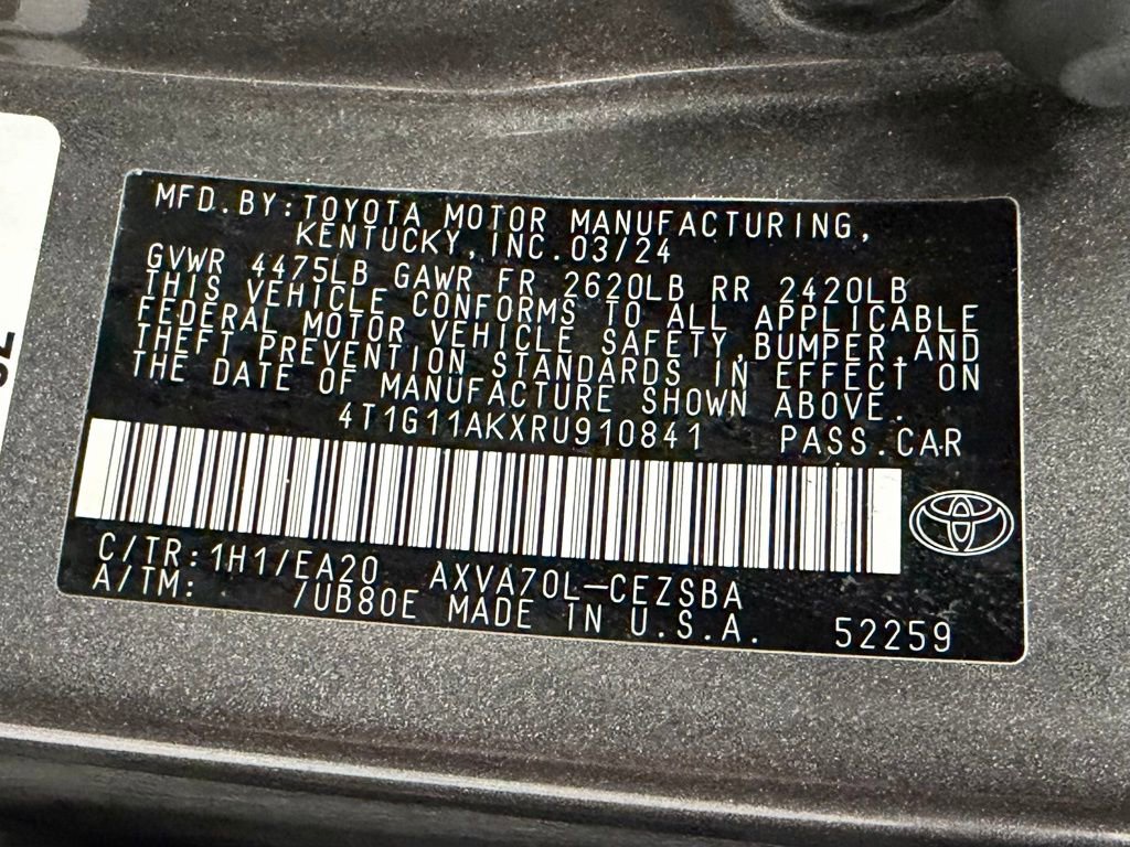 Used 2024 Toyota Camry SE FWD image 25