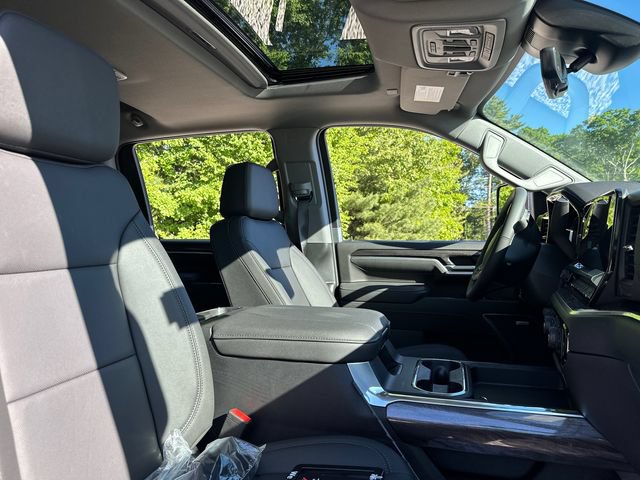 New 2026 Chevrolet Silverado 3500 LTZ w/ LTZ Premium Package AWD/4WD image 13