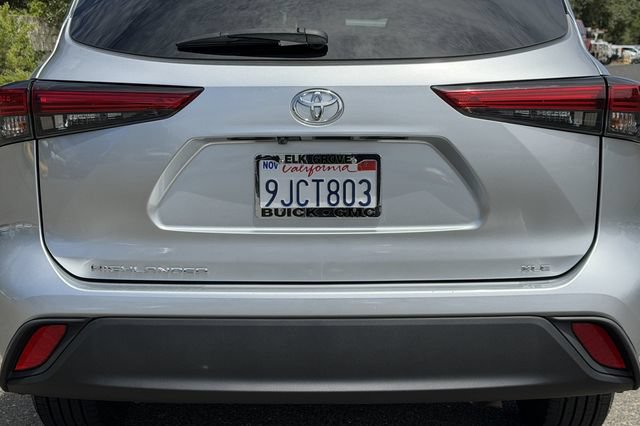 Used 2023 Toyota Highlander XLE FWD image 42