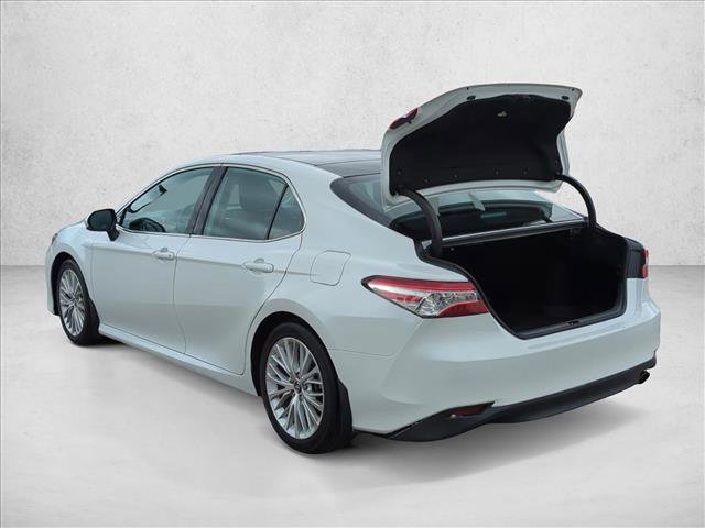 Used 2019 Toyota Camry XLE FWD image 9