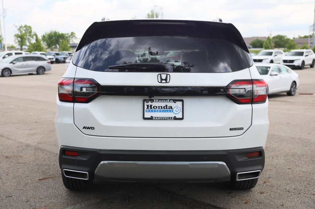 New 2026 Honda Pilot Touring image 5