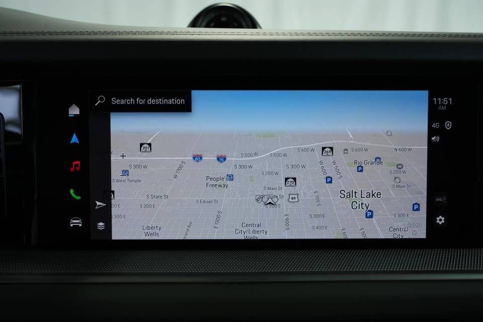 Certified 2025 Porsche Cayenne image 21