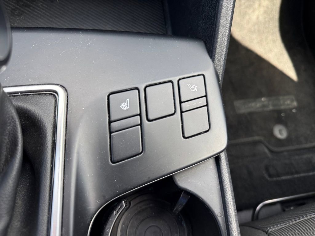 Used 2024 Kia Sportage LX image 28