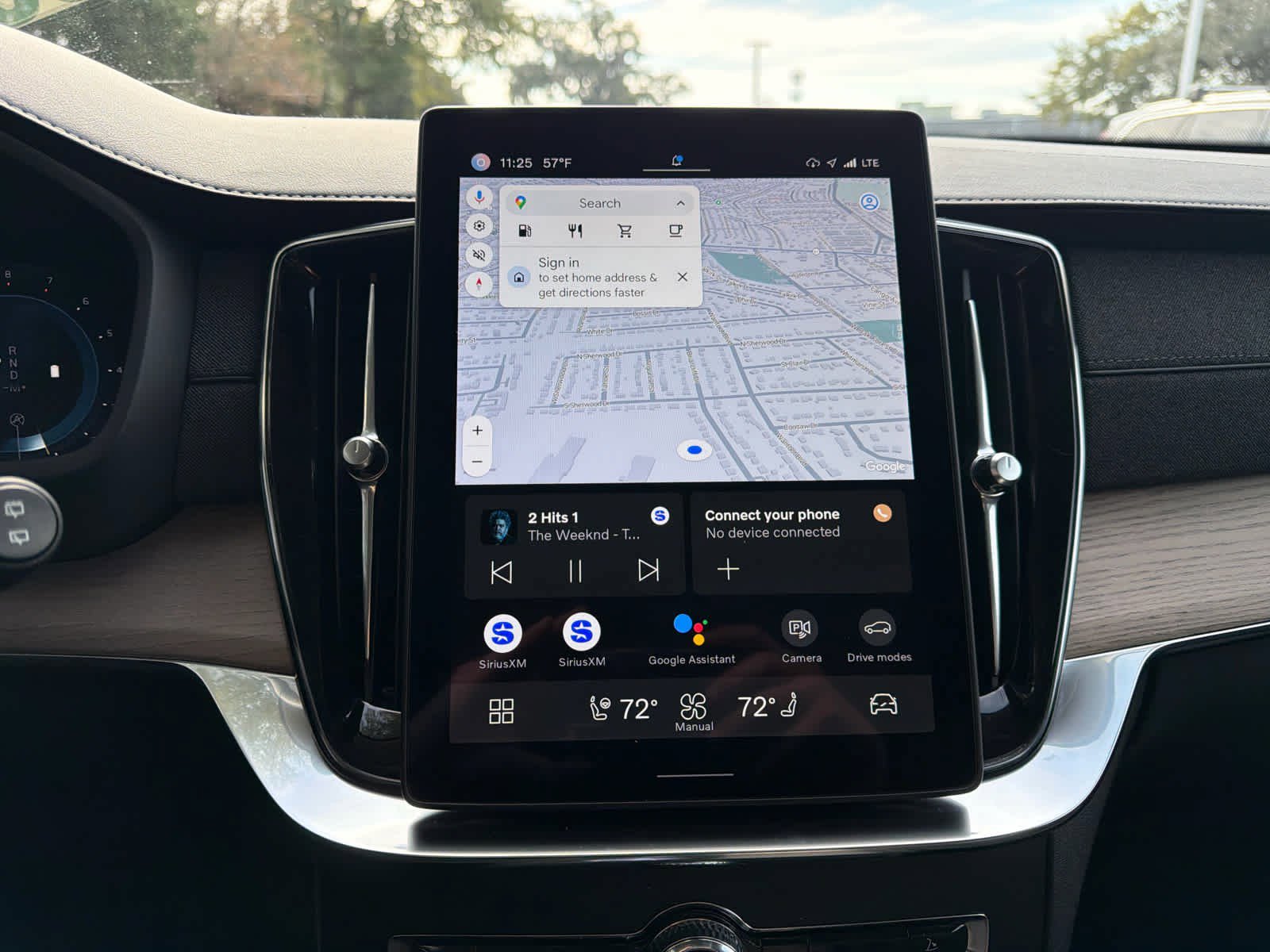 Certified 2025 Volvo XC90 B6 Plus image 66