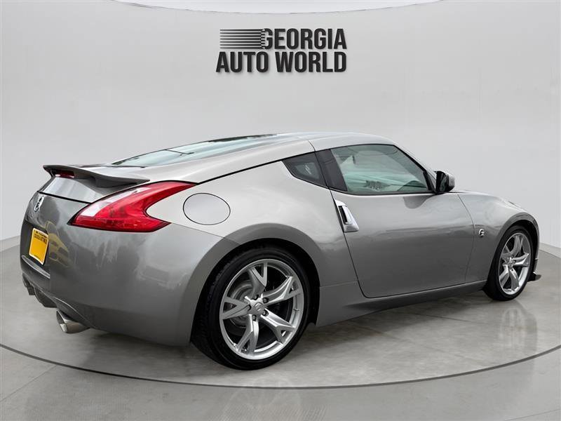 Used 2009 Nissan 370Z Coupe w/ Sport Pkg RWD image 13