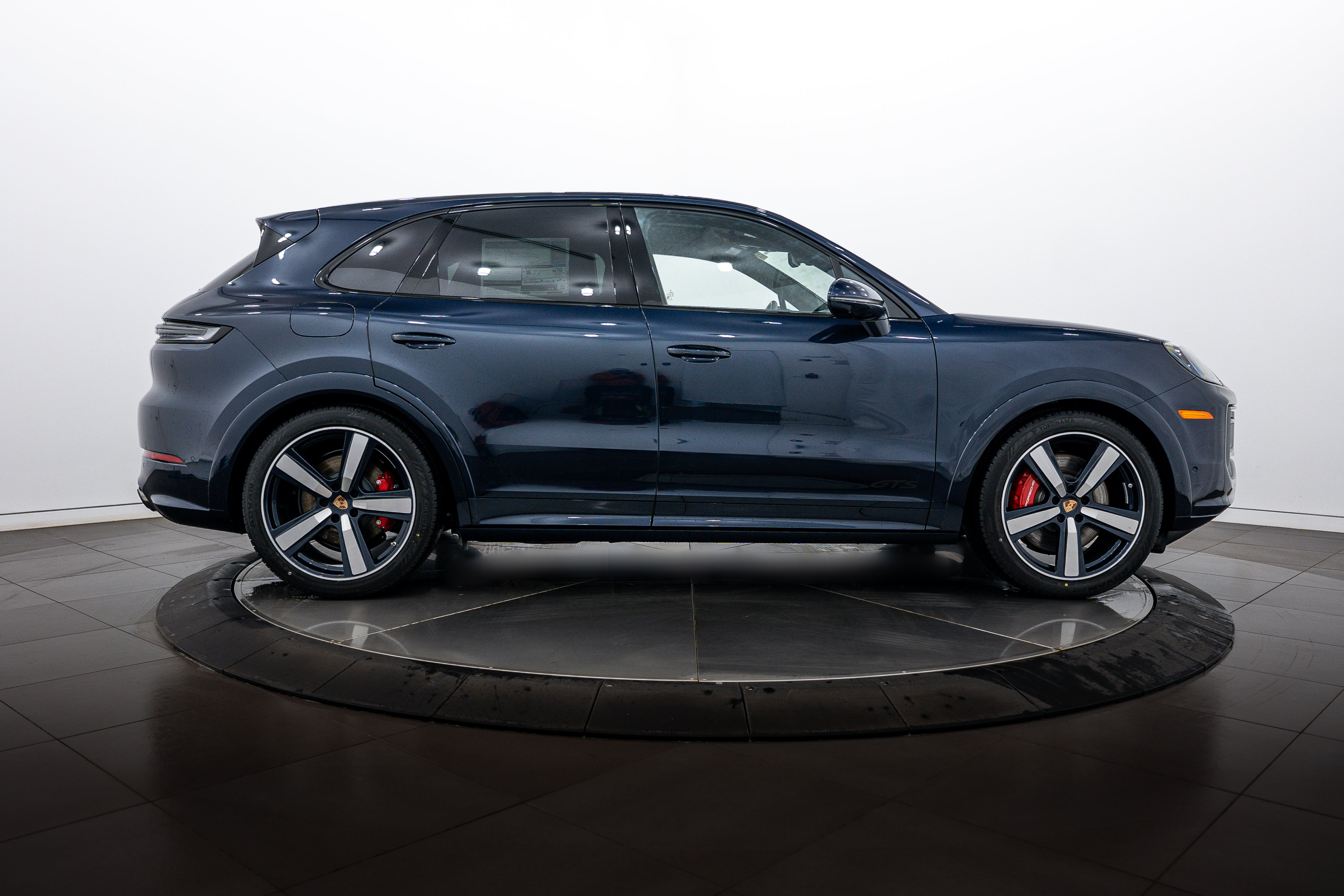 New 2026 Porsche Cayenne GTS AWD/4WD image 8