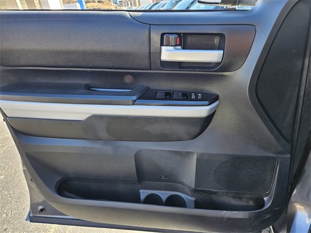 Used 2018 Toyota Tundra SR5 image 31