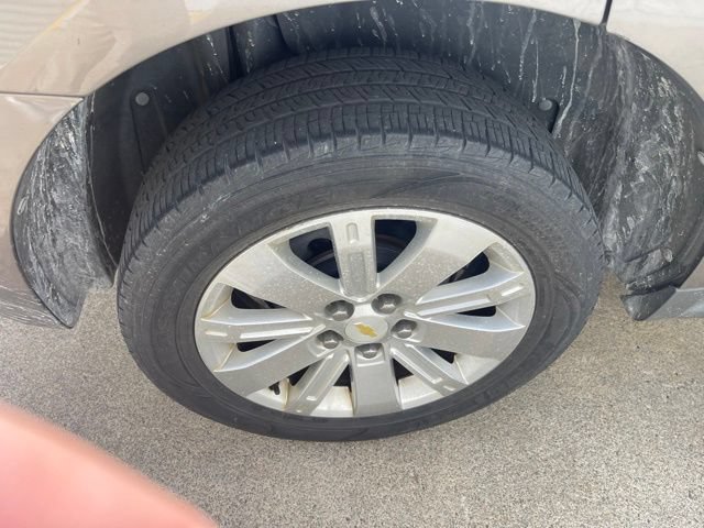 Used 2011 Chevrolet Equinox LT AWD/4WD image 22