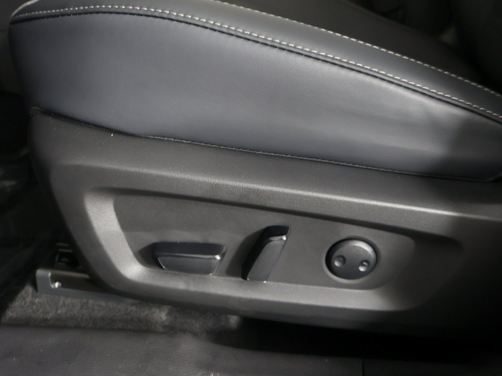 New 2026 Mitsubishi Outlander LE FWD image 32