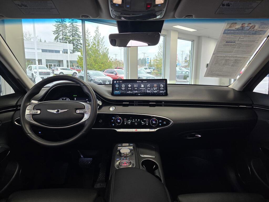 Used 2025 Genesis GV70 2.5T image 36