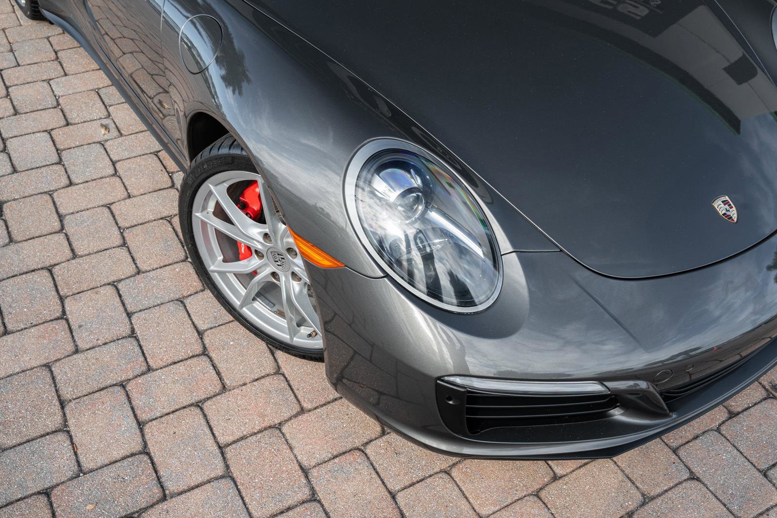 Used 2018 Porsche 911 Carrera 4S AWD/4WD image 7