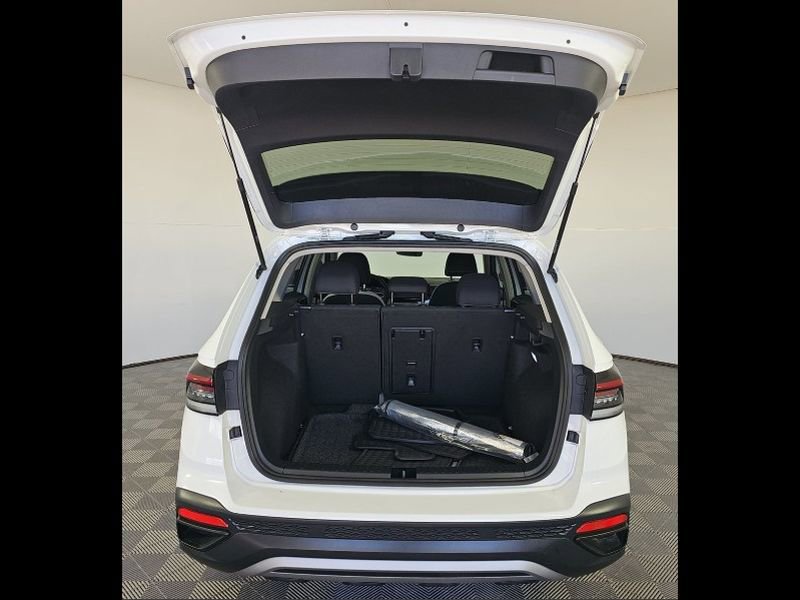 Used 2025 Volkswagen Taos S w/ Taos MDO Package image 22