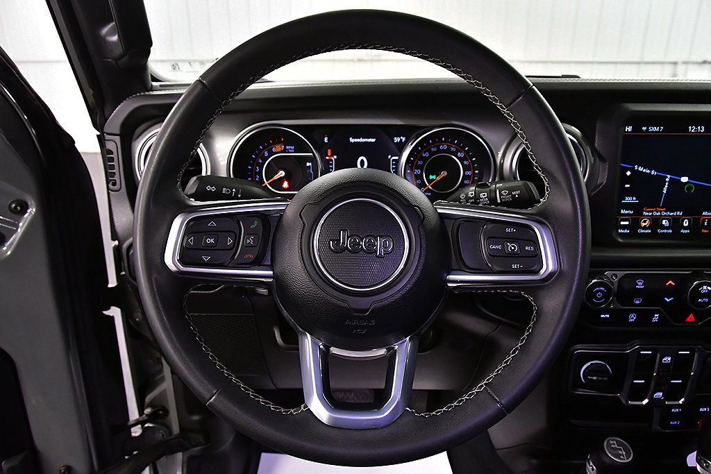 Used 2023 Jeep Wrangler Sahara image 16