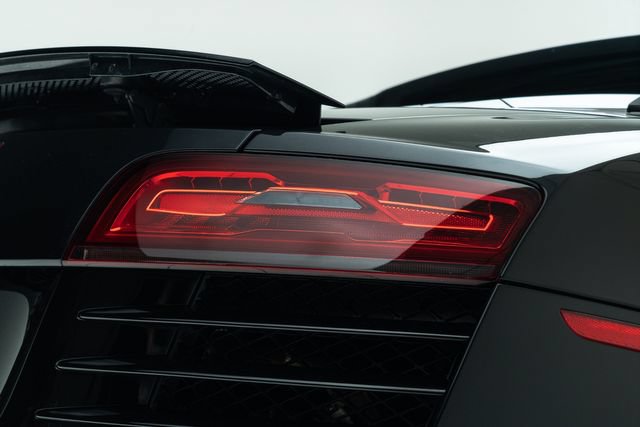 Used 2014 Audi R8 V10 AWD/4WD image 16