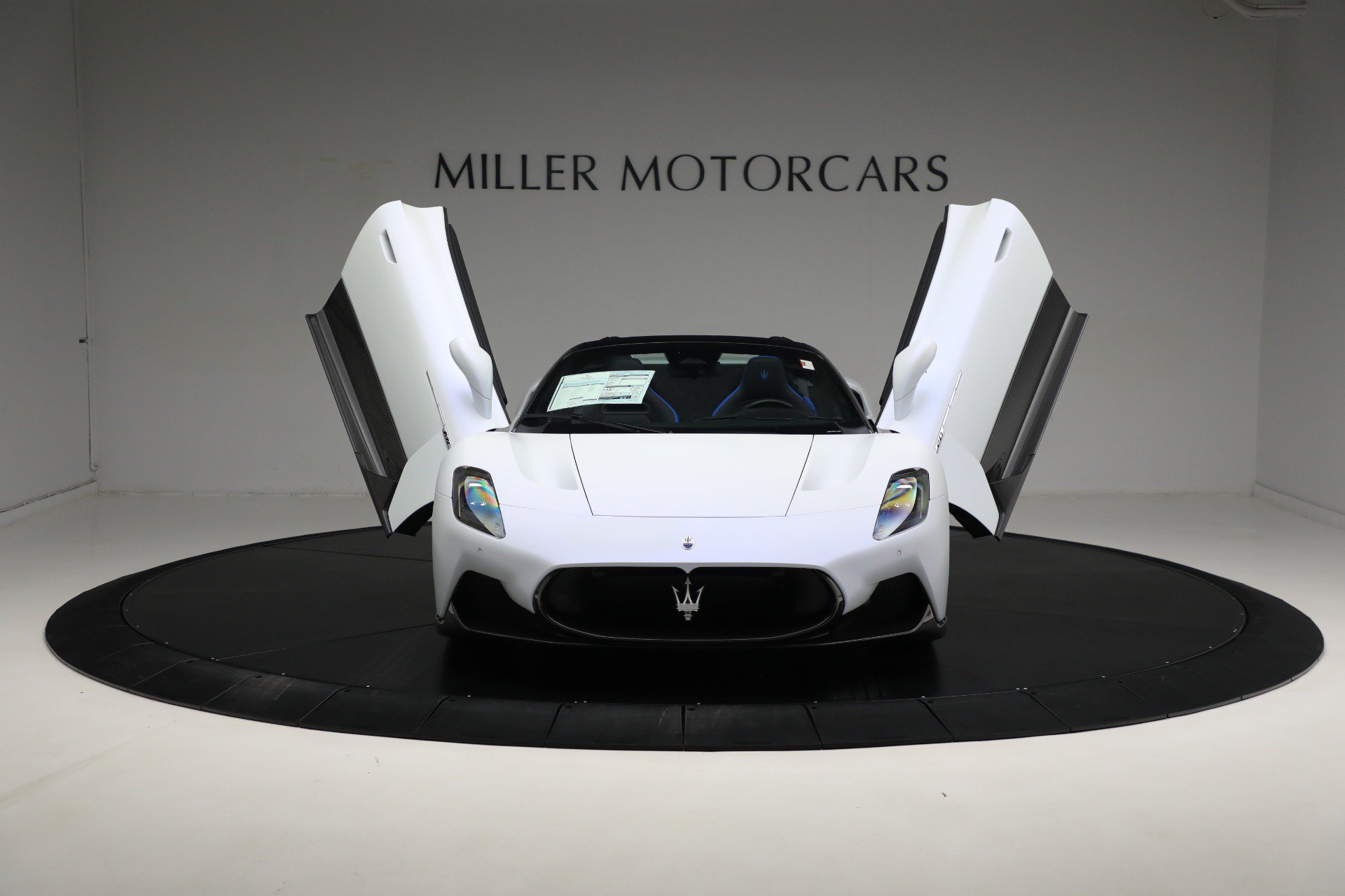 Used 2023 Maserati MC20 Spyder RWD image 25