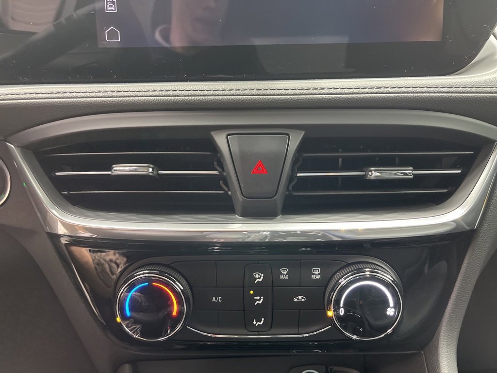 New 2026 Buick Encore GX Sport Touring image 14