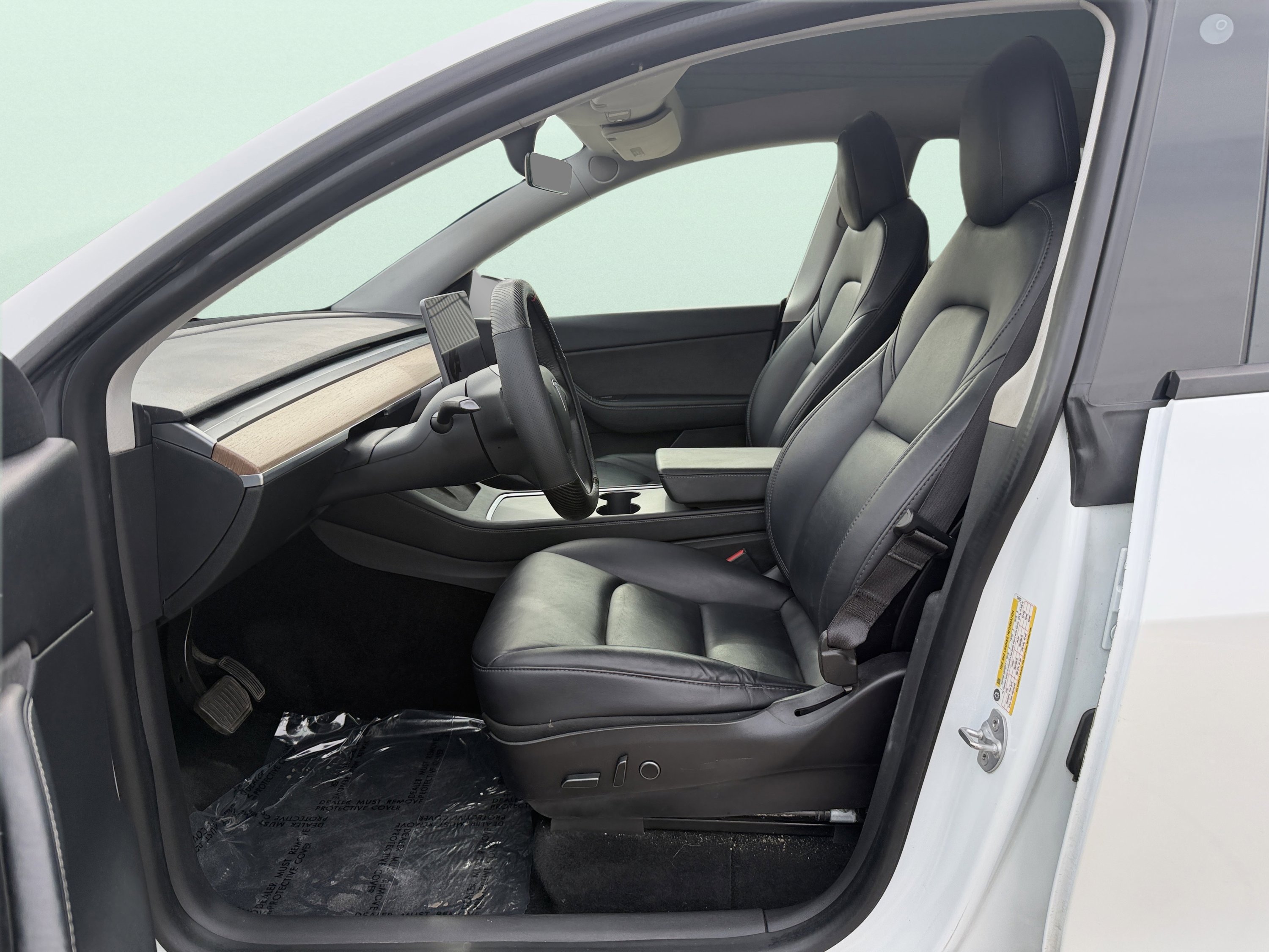 Used 2021 Tesla Model Y Long Range image 17