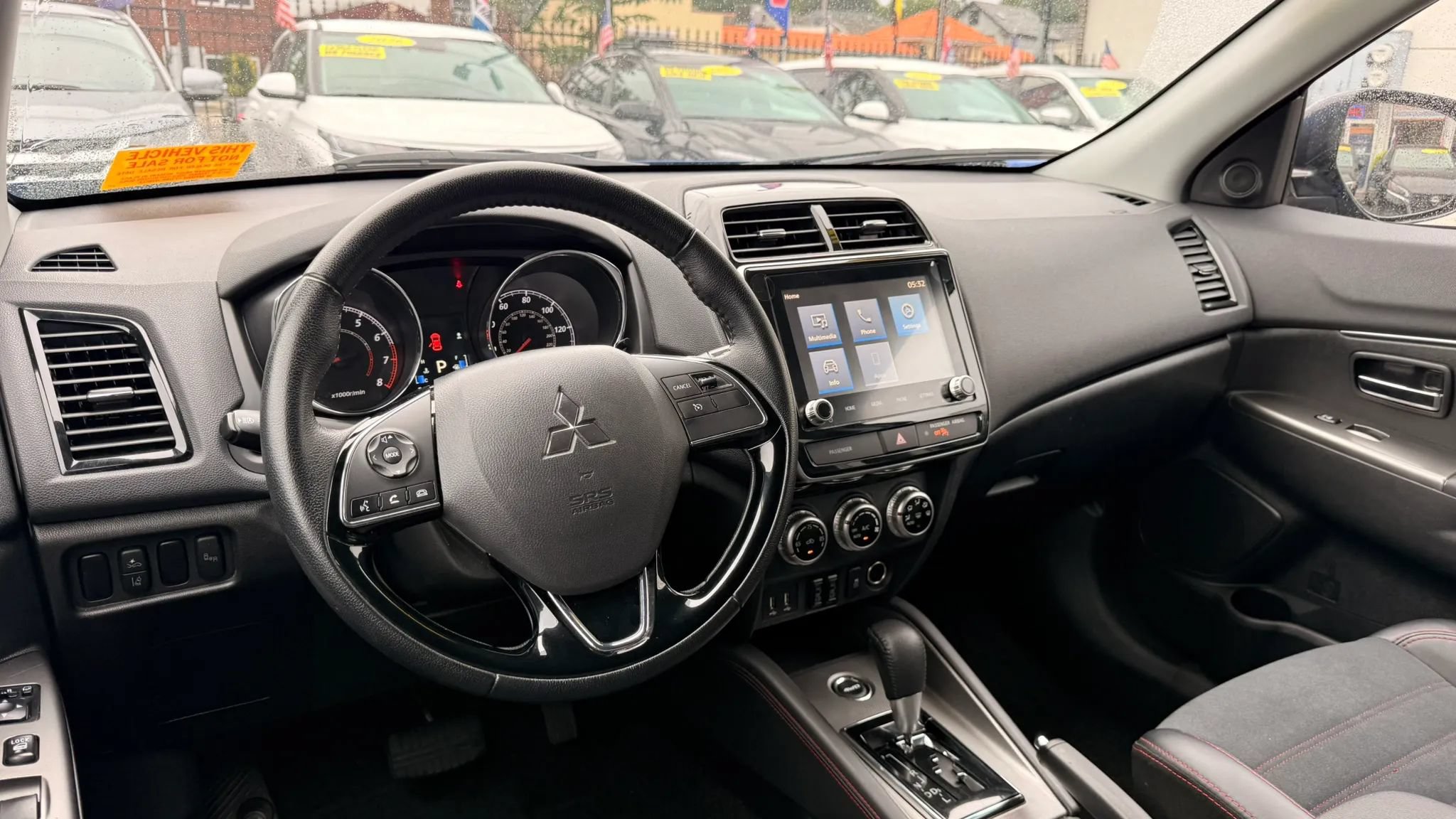 Used 2024 Mitsubishi Outlander Sport SE AWD/4WD image 17