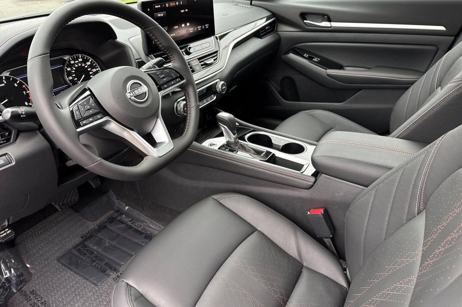 New 2025 Nissan Altima 2.5 SR w/ SR Premium Package image 7