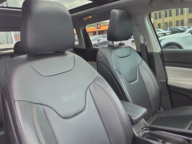 Used 2022 Jeep Compass Limited w/ Elite Group AWD/4WD image 15