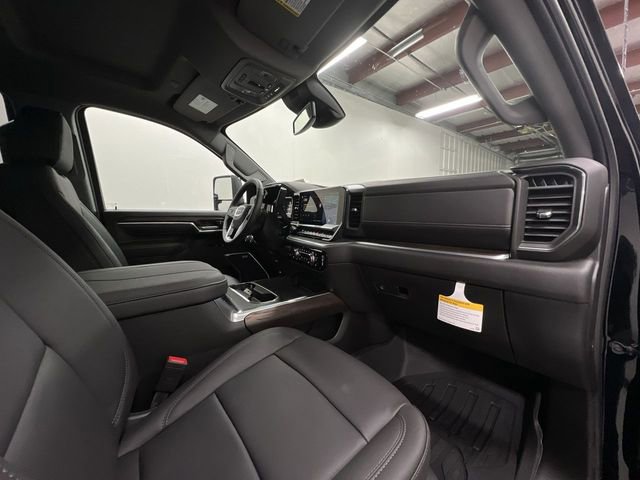 New 2025 GMC Sierra 2500 SLT w/ SLT Premium Package image 29