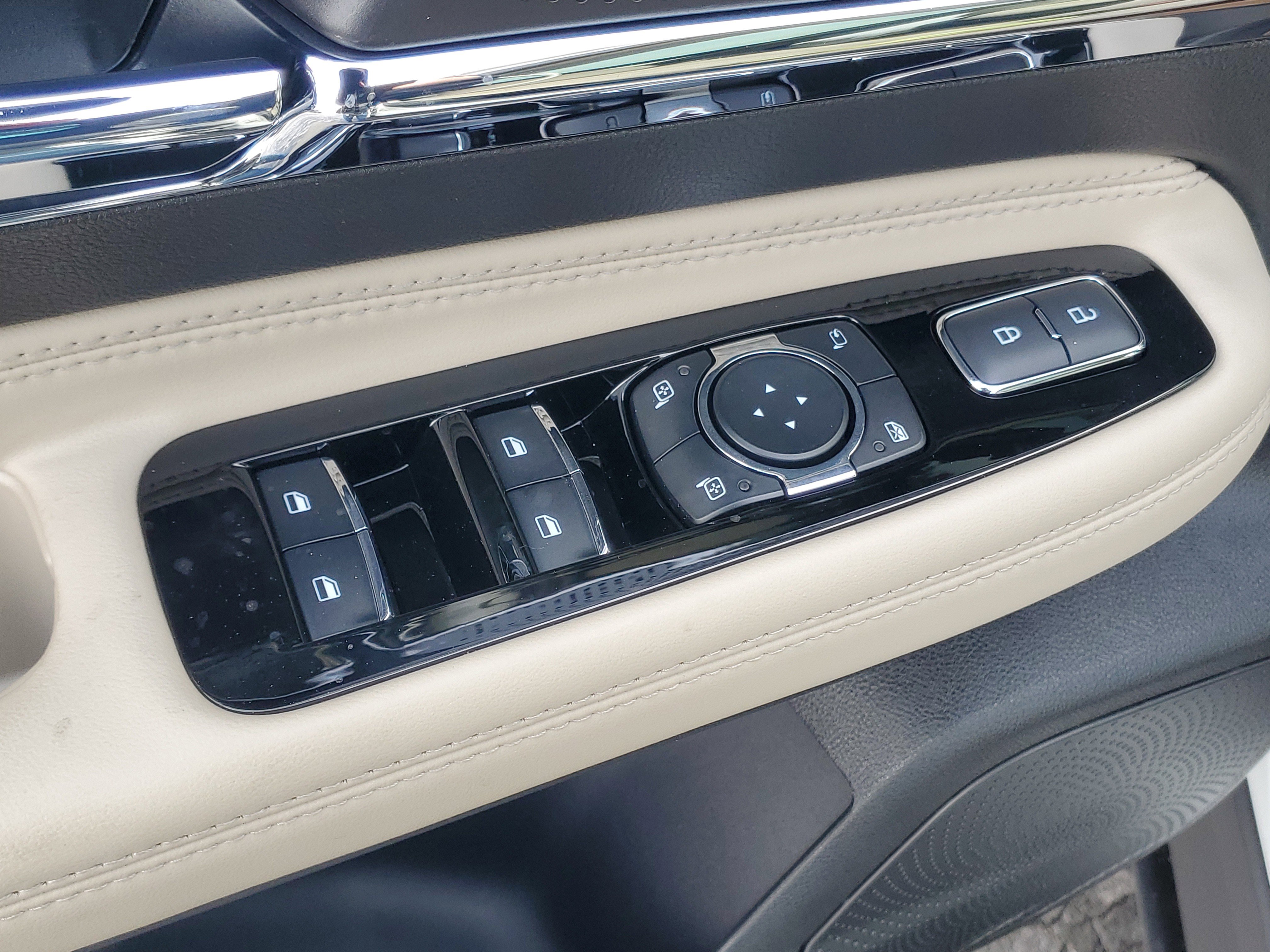 New 2026 Lincoln Corsair Reserve w/ Jet Appearance Package image 10