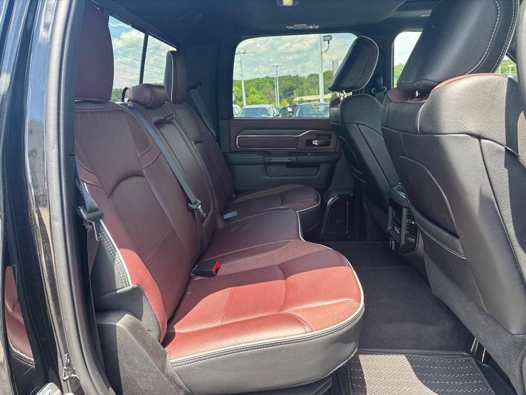 Used 2025 RAM 3500 Limited AWD/4WD image 15
