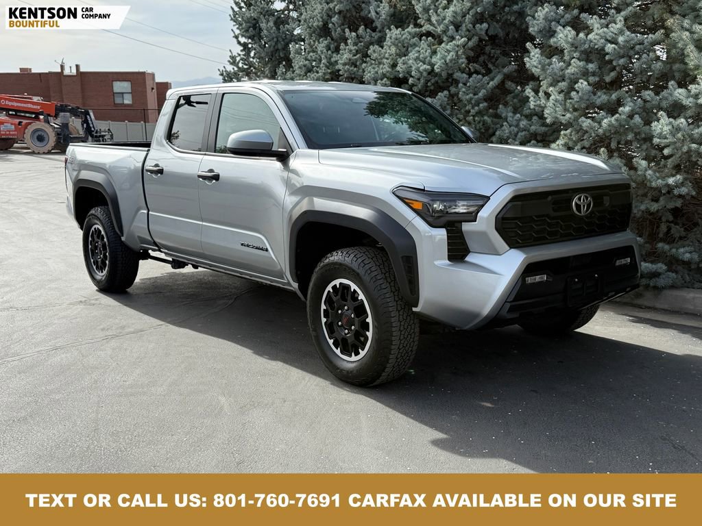 Used 2025 Toyota Tacoma TRD Off-Road image 12
