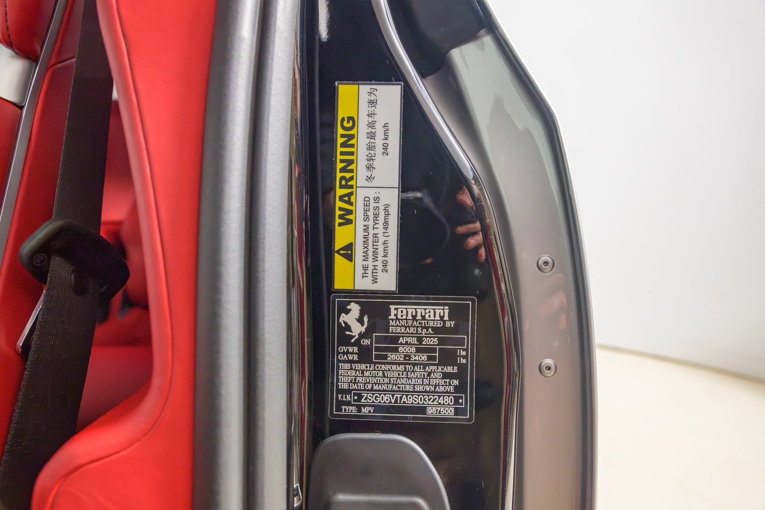 Certified 2025 Ferrari Purosangue AWD/4WD image 34