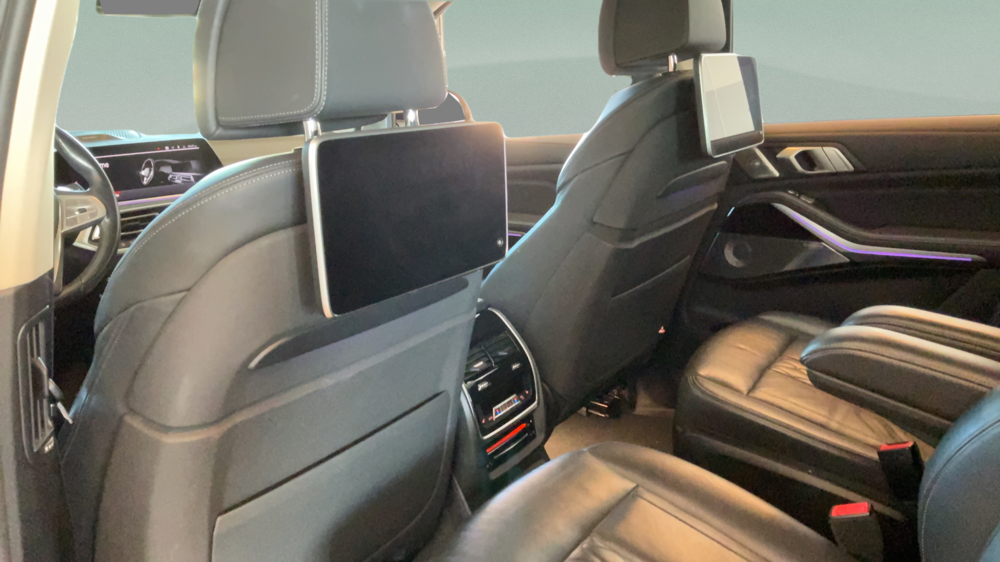 Used 2019 BMW X7 xDrive40i w/ Premium Package AWD/4WD image 28