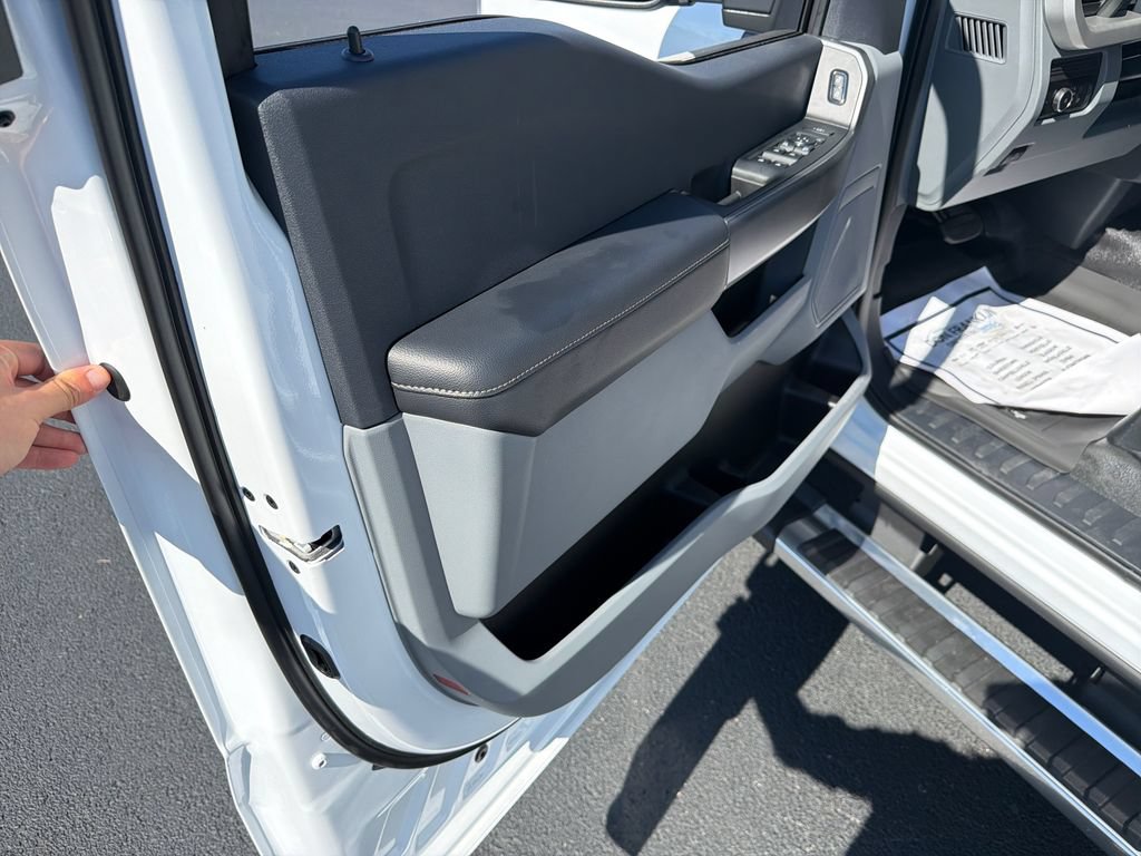 New 2027 Ford F350 XLT AWD/4WD image 12