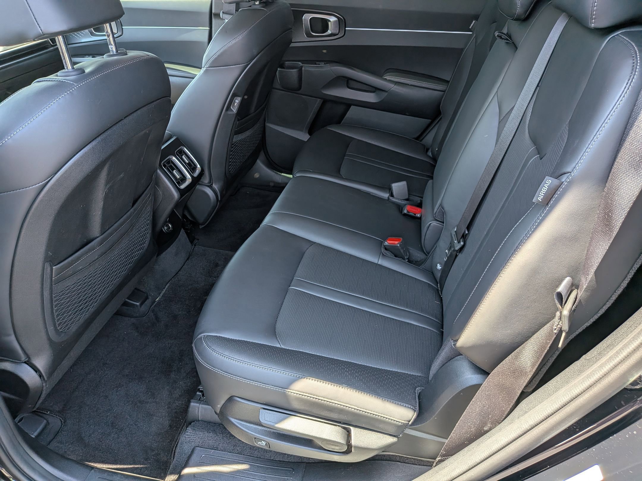 Used 2025 Kia Sorento S FWD image 27