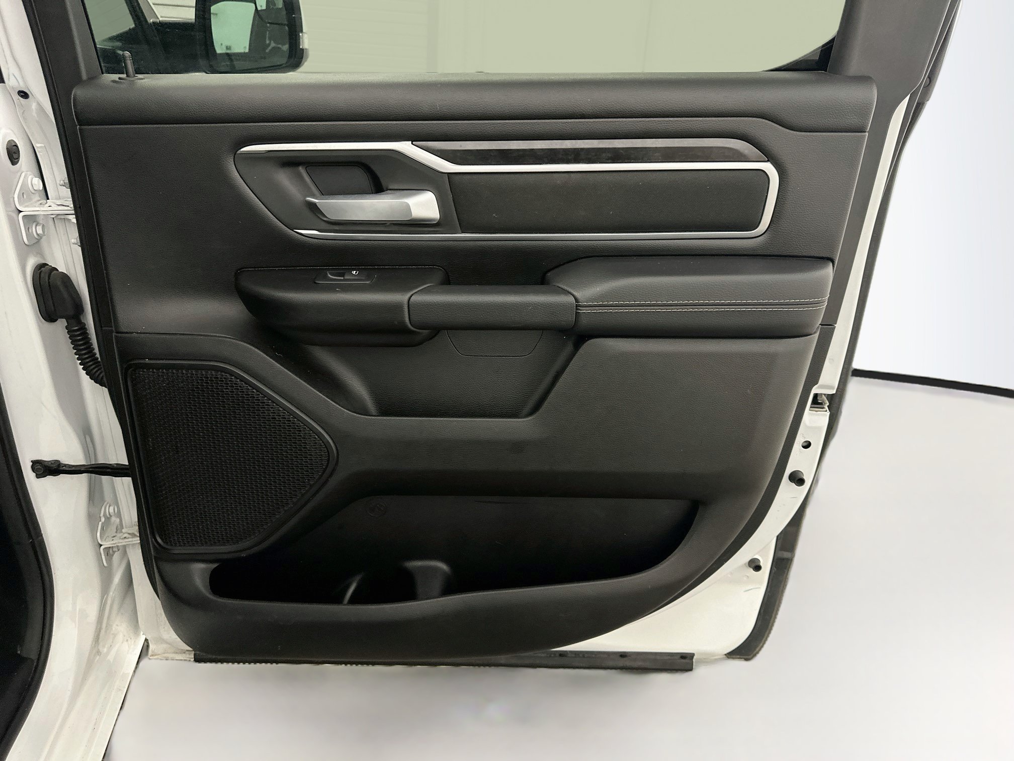 Used 2024 RAM 1500 Big Horn AWD/4WD image 30